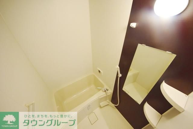 バス・シャワールーム　追い焚き付きバス