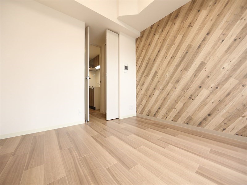 居室・リビング　洋室6.4帖　クローゼット付（収納充実してます）