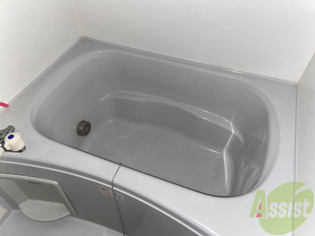 バス・シャワールーム　１人暮らしにはピッタリのサイズ感ですね！