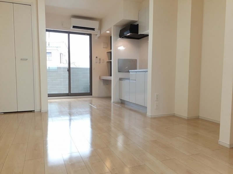 居室・リビング　図面と現状に相違がある場合には現状を優先