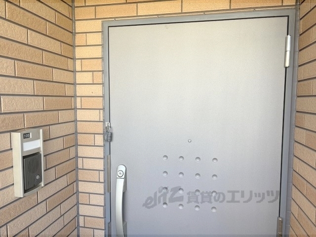 玄関　インターホン