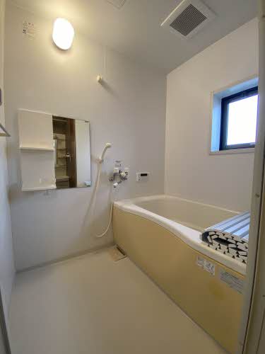 バス・シャワールーム　日々の暮らしに欠かせないお風呂です