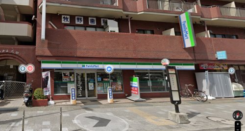 コンビニ　ファミリーマート 灘桜口店（コンビニ）まで226m