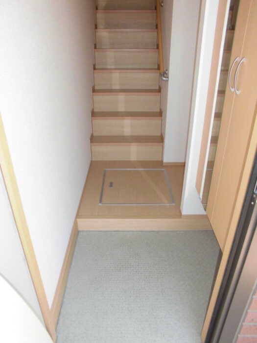 玄関　図面と現状に相違がある場合には現状を優先