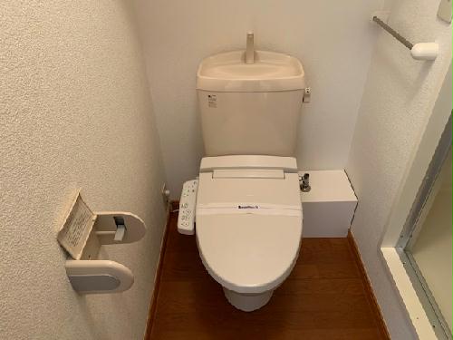 トイレ　温水洗浄便座設置