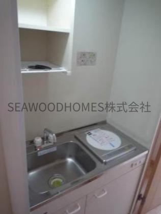 キッチン　お気に入りの食器を並べ、毎日料理が楽しい空間。