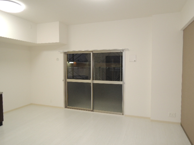 居室・リビング　写真は同マンションの別のお部屋のものです