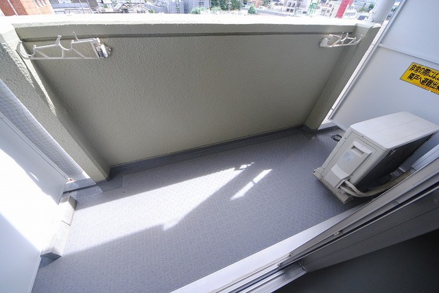 バルコニー　写真は６０４号室