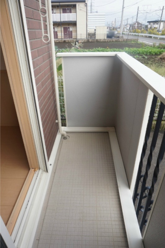 バルコニー　図面と現状に相違がある場合には現状を優先