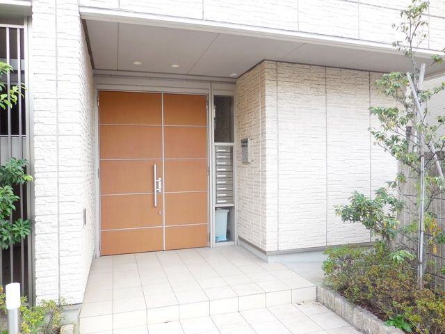 エントランス　エントランス