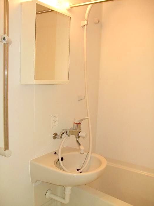 バス・シャワールーム　風呂