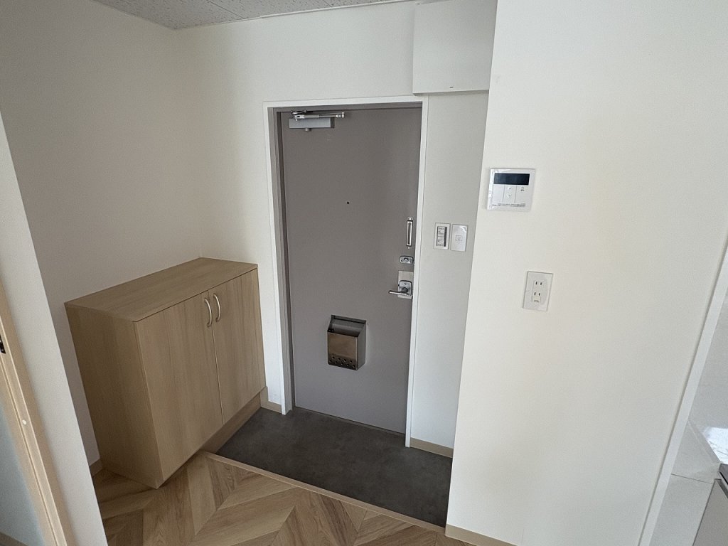 その他設備　玄関　シューズＢＯＸあり