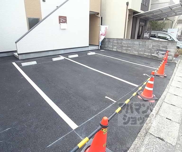 駐車場　ガレージ