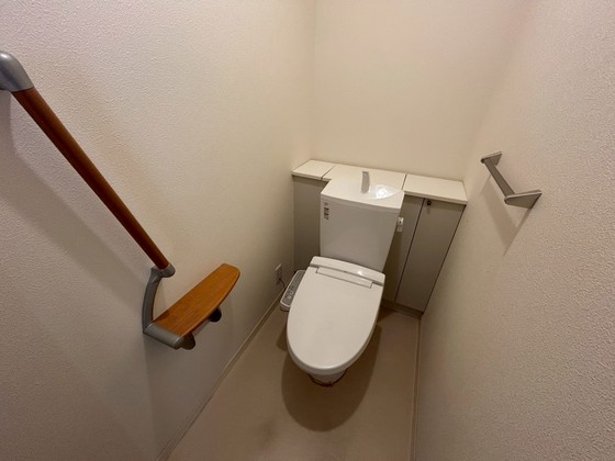 トイレ　※別部屋の写真です