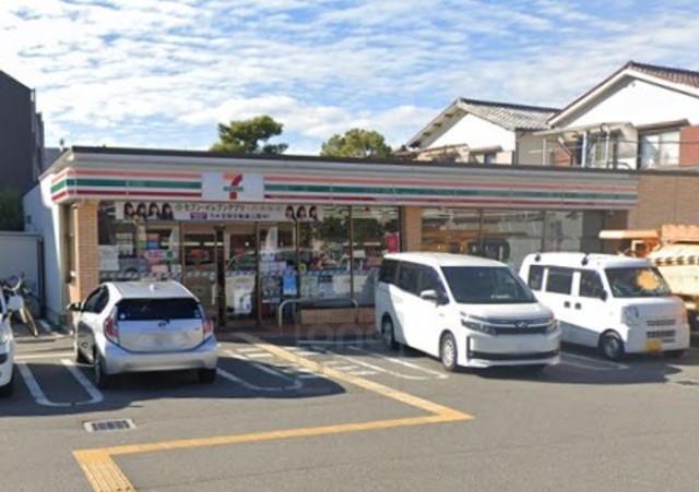 コンビニ　セブンイレブン　豊中北桜塚4丁目店（コンビニ）まで610m