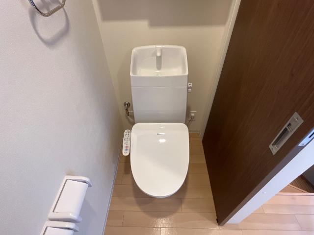 トイレ　シャワー付トイレ