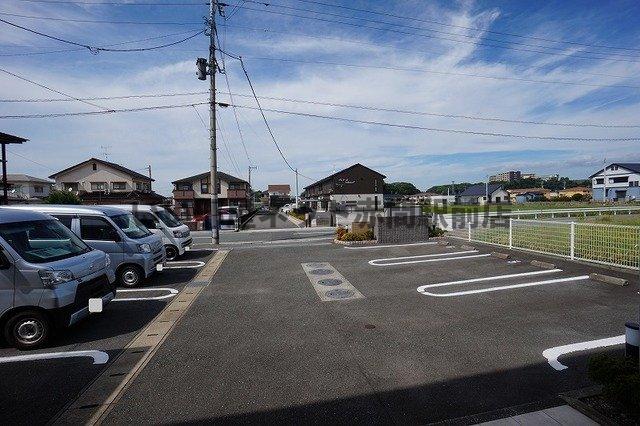 駐車場　※現況優先