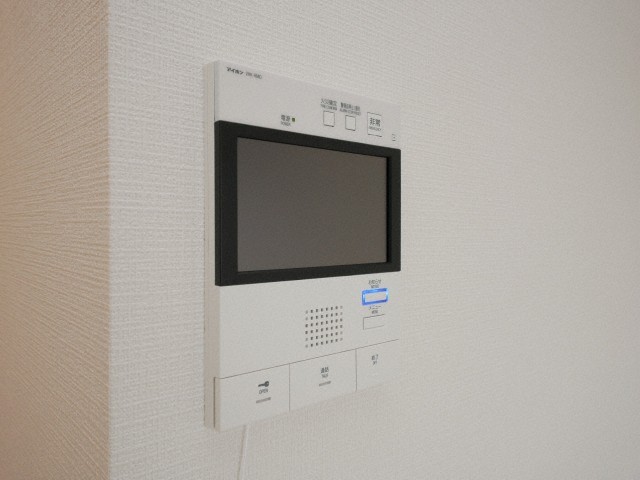 セキュリティ　モニター付きインターホンです