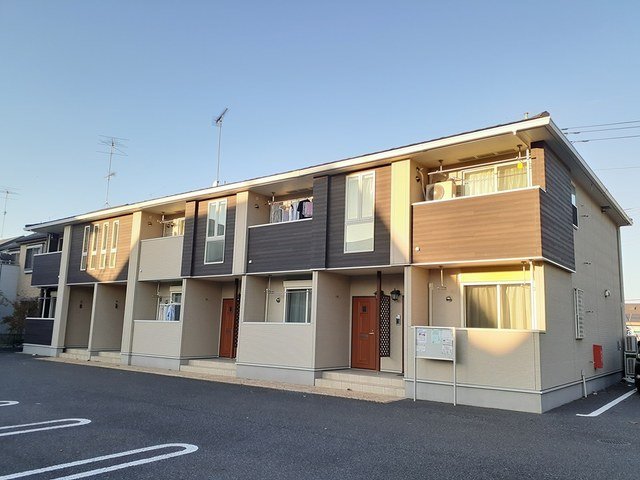建物外観　落ち着いた雰囲気の外観です