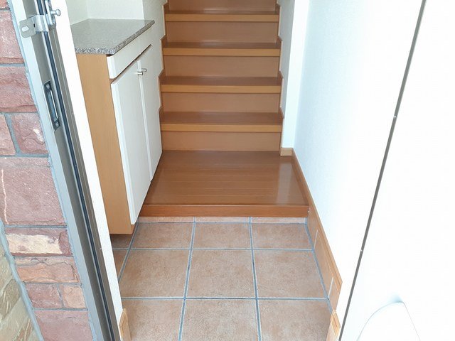 玄関　落ち着いた玄関です