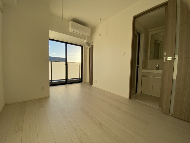 居室・リビング　南西向きのお部屋です。