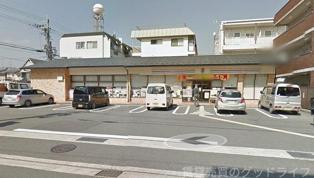 コンビニ　セブンイレブン上賀茂榊田町店（コンビニ）まで500m