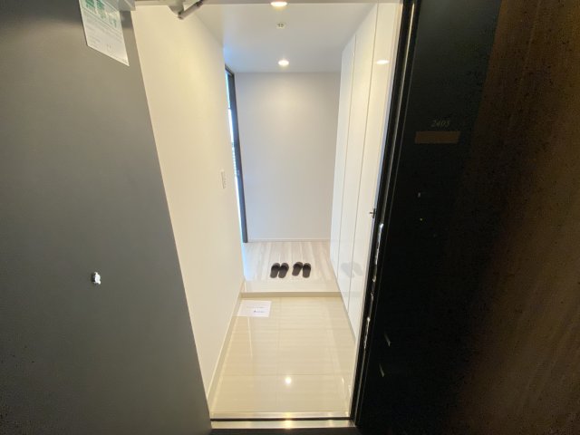 玄関　＊別部屋参照