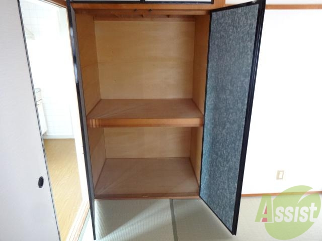 収納　和室６帖の収納になります