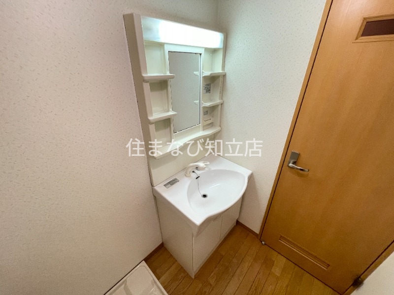 洗面設備　同型別部屋写真