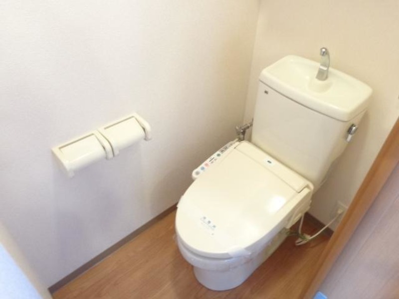 トイレ　図面と現状に相違がある場合には現状を優先