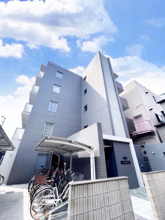 建物外観　落ち着いた雰囲気の外観です