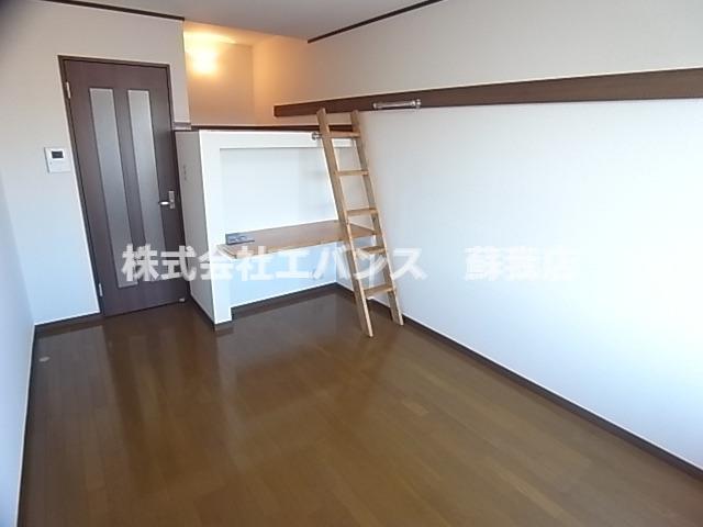 居室・リビング　ゆったりとした居間です