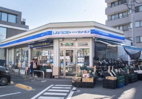 コンビニ　ローソン・スリーエフ自由が丘店（コンビニ）まで99m