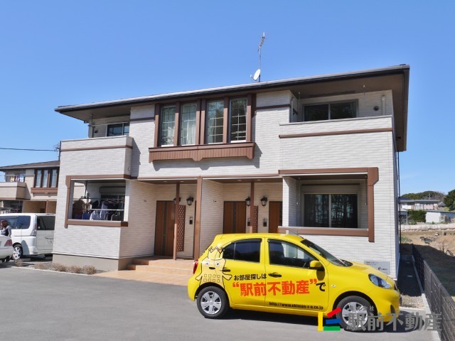 建物外観　建設中
