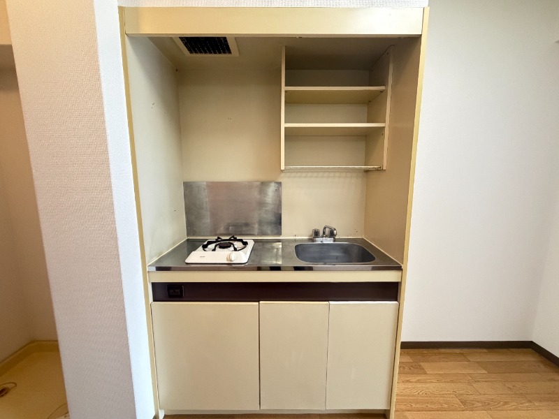 キッチン　２０２号室の写真