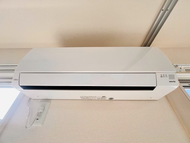 その他設備　エアコン２台つき