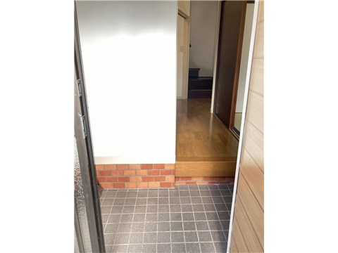 富士見町T貸家の玄関写真
