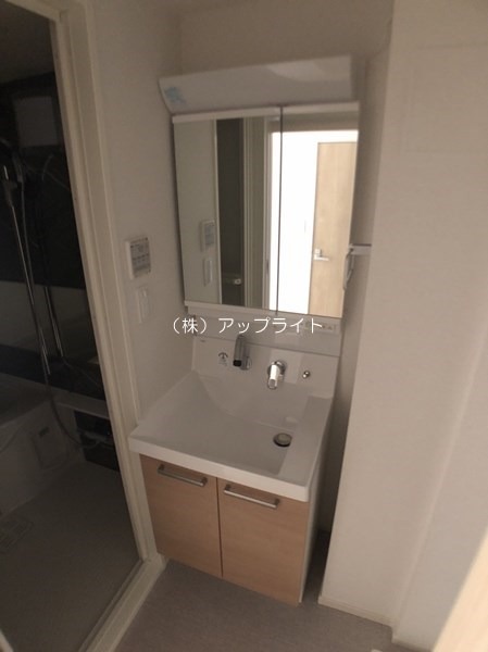 洗面設備　独立洗面台