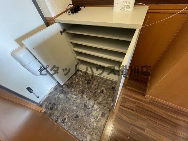 ＪＲ東海道本線 袋井駅 バス乗車時間：10分 最寄りバス停で下車 徒歩13分 4階建 築34年の内装写真