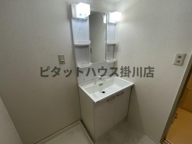 ＪＲ東海道本線 袋井駅 バス乗車時間：10分 最寄りバス停で下車 徒歩13分 4階建 築34年の内装写真