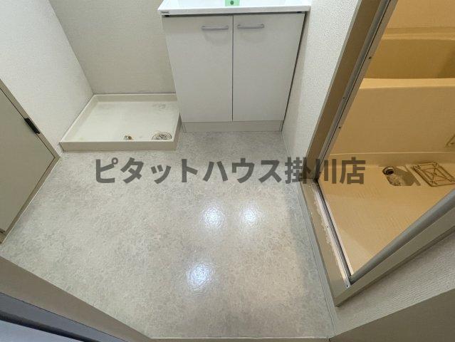 ＪＲ東海道本線 袋井駅 バス乗車時間：10分 最寄りバス停で下車 徒歩13分 4階建 築34年の内装写真