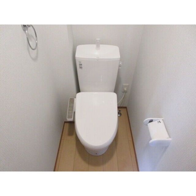 トイレ　※同施工会社　設備施工例　現況優先