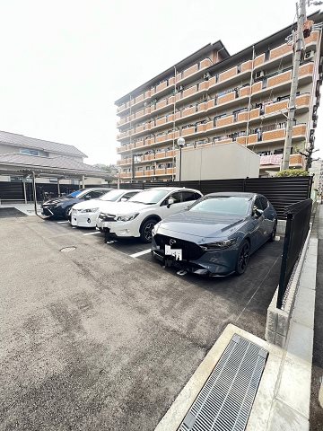 駐車場　駐車場があります