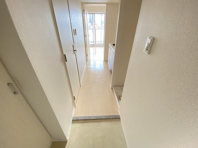 玄関　シンプルで使いやすい玄関です