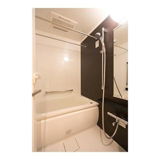 バス・シャワールーム　※写真は同タイプ住戸です。