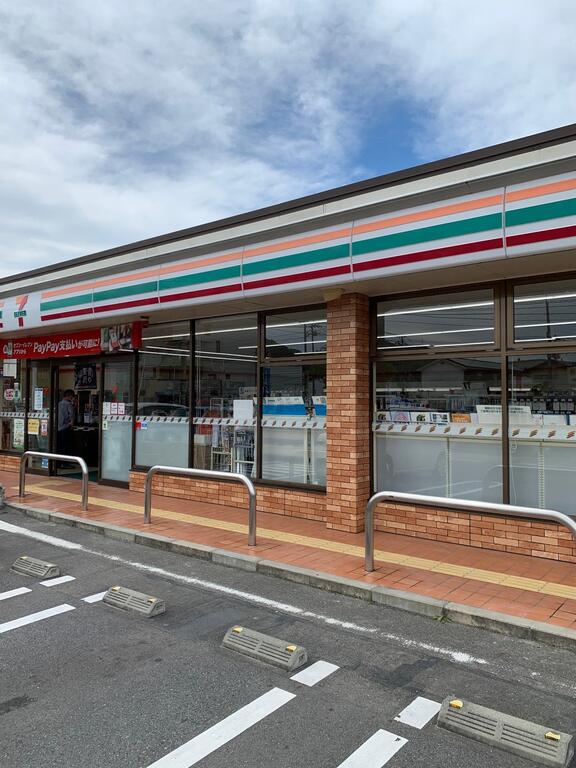 コンビニ　セブンイレブン三原宮浦北店（コンビニ）まで169m