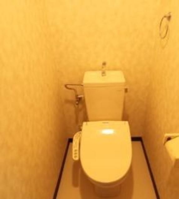 東北新幹線 郡山駅 徒歩33分 13階建 築31年のトイレ写真