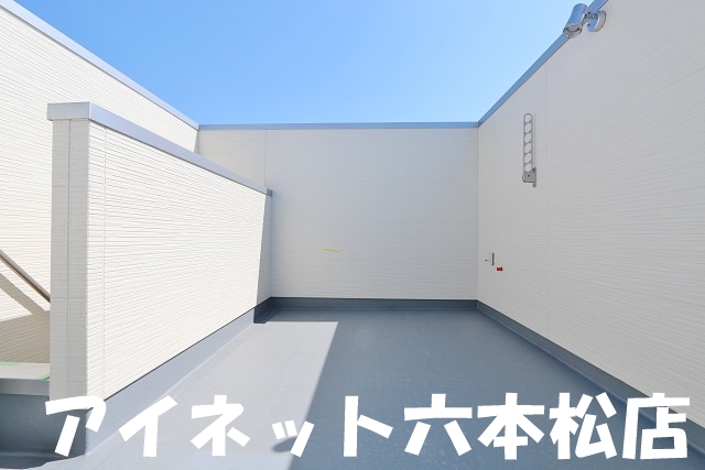 バルコニー　洗濯物たくさん干せます。