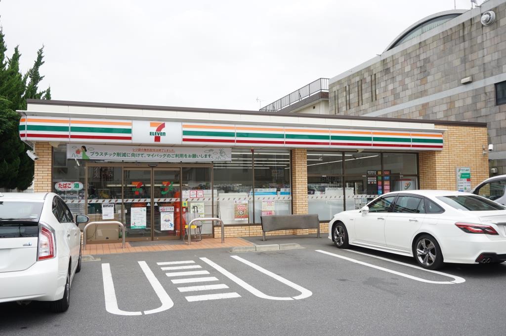 コンビニ　セブンイレブン 川口芝3丁目店（コンビニ）まで204m