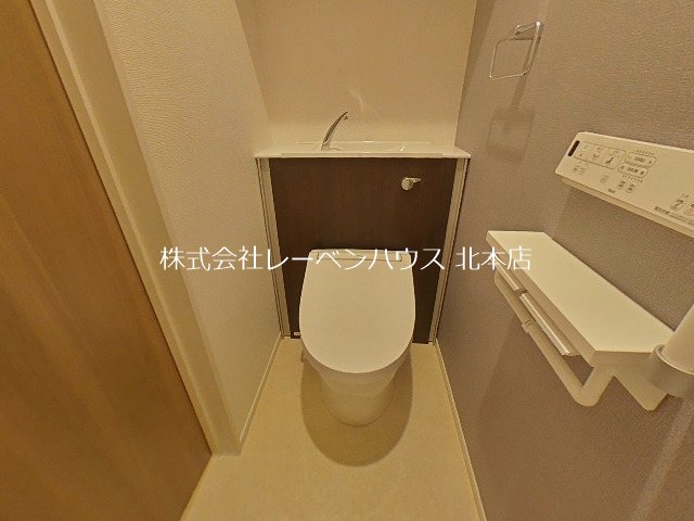 トイレ　同モデル類似別物件参考室内写真